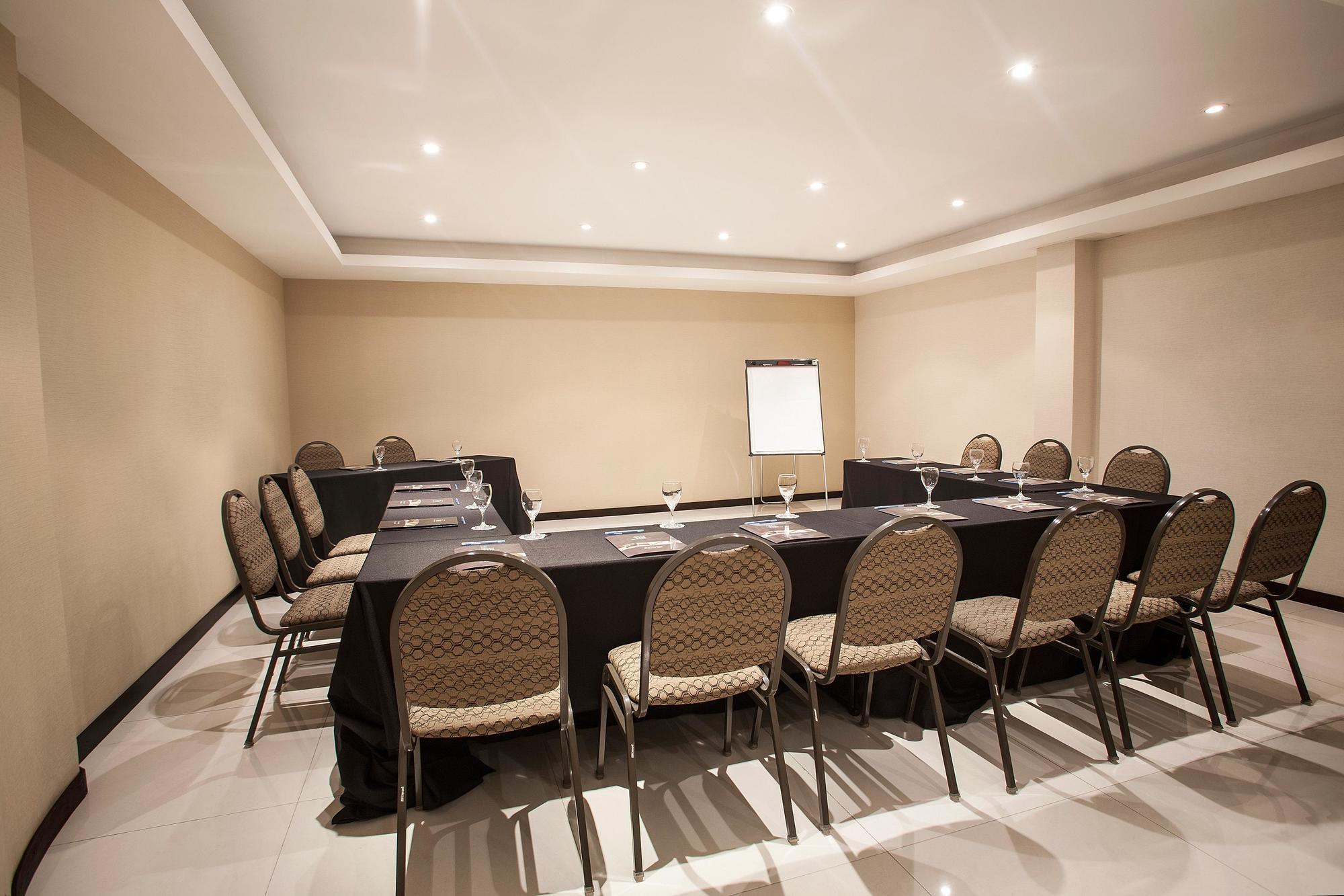 Hr Luxor Hotel Buenos Aires Buitenkant foto
